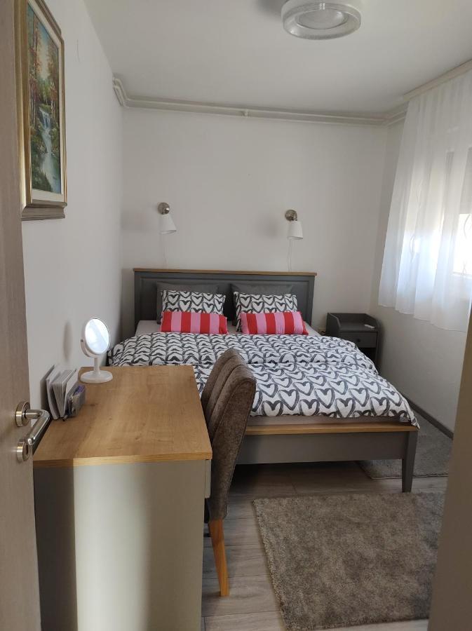 קארלובץ Happy Apartment מראה חיצוני תמונה