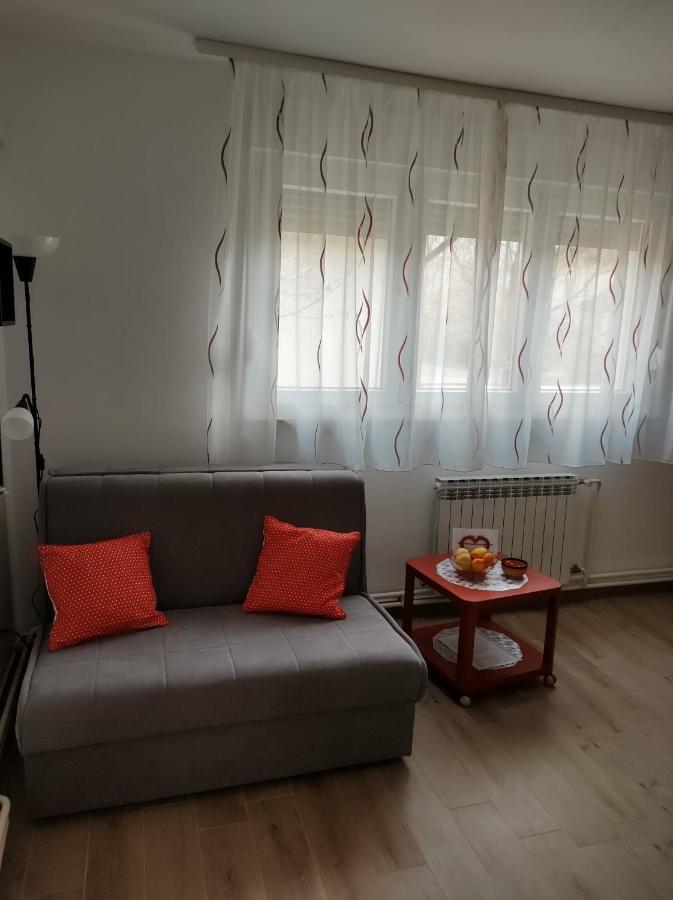 קארלובץ Happy Apartment מראה חיצוני תמונה